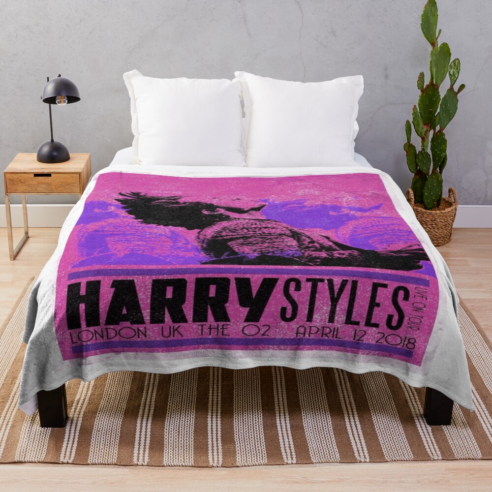 Modern Pop Inspired Graphic Wave Throw Blanket
