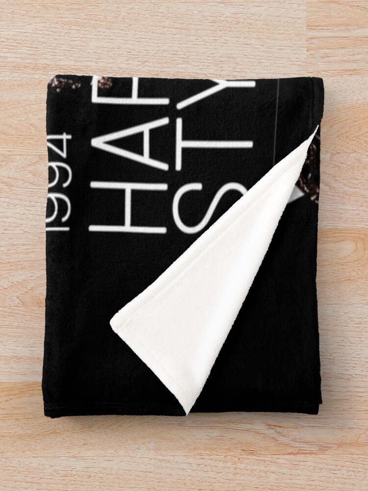 Modern Pop Inspired Graphic Outline Throw Blanket - Image 2